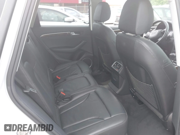 2017 Audi Q5 Premium Plus z VIN WA1L2AFP5HA096029, wystawiony jako IAAI lot #42278540 z przebiegiem 95 450 mil mil oraz . Historia ofert i sprzedaży dostępna na DreamBid. Obrazek 8.