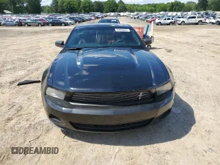 2011 Ford Mustang V6 with VIN 1ZVBP8AM3B5160090, listed as a Copart auction lot 56898605 with 205,912 mi miles and Salvage title. Bid and sale history available at DreamBid. Image 5.