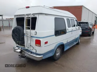 1994 Chevrolet Chevy Van с VIN 1GBEG25K7RF171947, выставлен на аукционе IAAI как лот 42483170 с пробегом 173 855 миль миль и . История ставок и продаж доступна на DreamBid. Изображение 4.