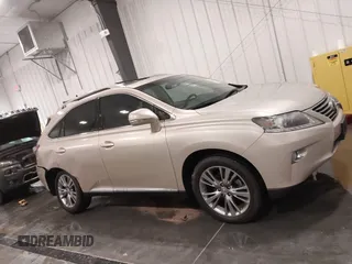 2013 Lexus RX 350 z VIN JTJZK1BA8D2417581, wystawiony jako IAAI lot #41392931 z przebiegiem 85 875 mil mil oraz . Historia ofert i sprzedaży dostępna na DreamBid. Obrazek 13.