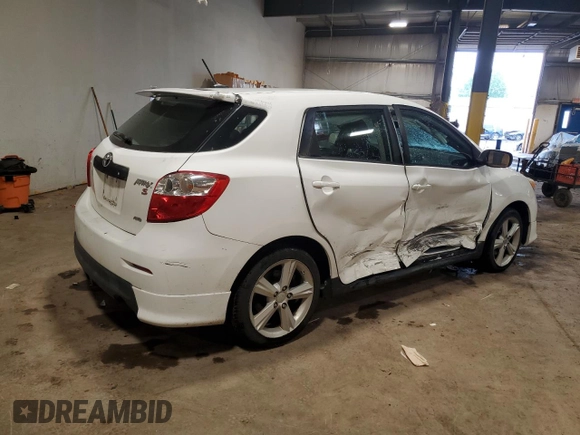 2010 Toyota Matrix S с VIN 2T1LE4EE4AC017028, выставлен на аукционе Copart как лот 55855965 с пробегом 178 927 миль миль и Списание • Salvage title. История ставок и продаж доступна на DreamBid. Изображение 3.