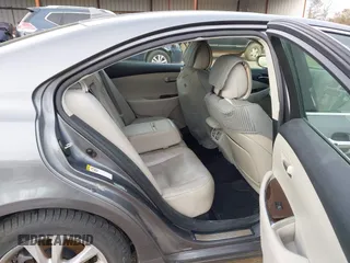 2012 Lexus ES with VIN JTHBK1EGXC2507946, listed as a IAAI auction lot 41718993 with 204,825 mi miles. Bid and sale history available at carsss.com. Image 8.