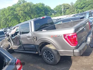 2022 Ford F-150 XL with VIN 1FTFW1E50NKE88686, listed as a IAAI auction lot 42155290 with 163,960 mi miles and . Bid and sale history available at DreamBid. Image 13.