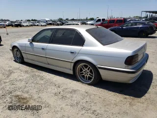 2001 BMW 7 Series 740iL z VIN WBAGH83431DP27614, wystawiony jako Copart lot #58605845 z przebiegiem Nie podano mil oraz Czysty tytuł • Clean title. Historia ofert i sprzedaży dostępna na DreamBid. Obrazek 2.