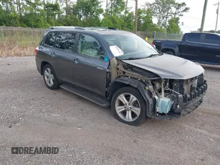 2013 Toyota Highlander Limited with VIN 5TDYK3EH9DS123800, listed as a IAAI auction lot 42458604 with 114,366 mi miles and . Bid and sale history available at DreamBid. Image 1.