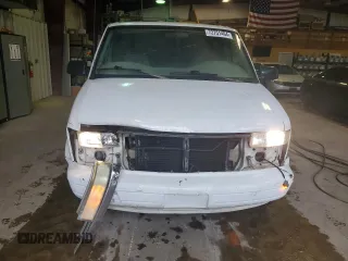 2002 Chevrolet Astro with VIN 1GNDM19X22B152632, listed as a Copart auction lot 72751464 with 257,682 mi miles and Non Repairable. Bid and sale history available at carsss.com. Image 5.