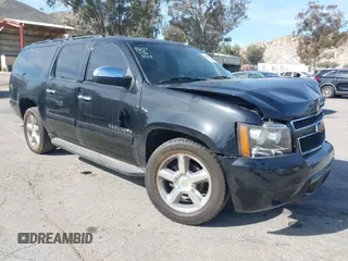 2013 Chevrolet Suburban LT with VIN 1GNSCJE07DR284556, listed as a IAAI auction lot 41615449 with 139,596 mi miles. Bid and sale history available at carsss.com. Image 1.