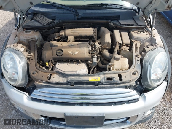 2011 MINI Convertible с VIN WMWZN3C56BT133717, выставлен на аукционе IAAI как лот 42496339 с пробегом 86 352 миль миль и . История ставок и продаж доступна на DreamBid. Изображение 10.