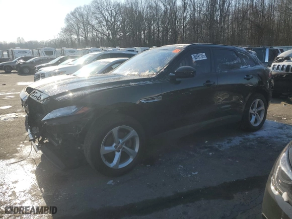 2018 Jaguar F-PACE 25t Premium with VIN SADCJ2FX0JA324060, listed as a Copart auction lot 88692105 with 66,535 mi miles and Salvage Title. Bid and sale history available at carsss.com. Image 1.