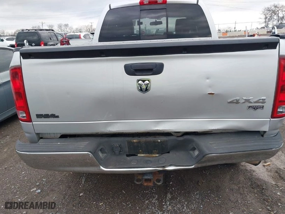 2006 Dodge Ram 1500 SLT with VIN 1D7HU18206S598113, listed as a IAAI auction lot 41481008 with 175,759 mi miles. Bid and sale history available at carsss.com. Image 6.