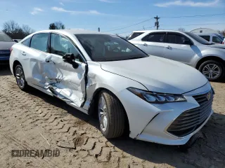 2022 Toyota Avalon XLE z VIN 4T1JZ1FBXNU071758, wystawiony jako Copart lot #42793923 z przebiegiem 32 090 mil mil oraz . Historia ofert i sprzedaży dostępna na DreamBid. Obrazek 4.