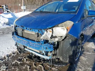 2012 Toyota Yaris L with VIN JTDKTUD31CD504632, listed as a IAAI auction lot 41660676 with 105,789 mi miles. Bid and sale history available at carsss.com. Image 6.