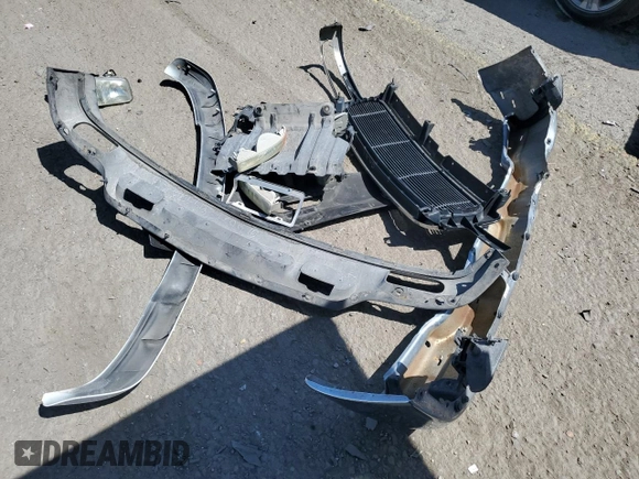 2006 GMC Yukon SLT z VIN 1GKEC13Z86R136883, wystawiony jako Copart lot #54771355 z przebiegiem 184 641 mil mil oraz Szkoda całkowita • Salvage title. Historia ofert i sprzedaży dostępna na DreamBid. Obrazek 13.