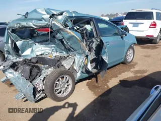 2014 Toyota Prius Two z VIN JTDZN3EU3EJ013414, wystawiony jako IAAI lot #41602698 z przebiegiem 155 155 mil mil oraz . Historia ofert i sprzedaży dostępna na DreamBid. Obrazek 4.