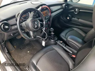 2018 MINI Hardtop Cooper with VIN WMWXP5C53J2G63387, listed as a Copart auction lot 58477465 with 88,282 mi miles and Salvage title. Bid and sale history available at DreamBid. Image 8.