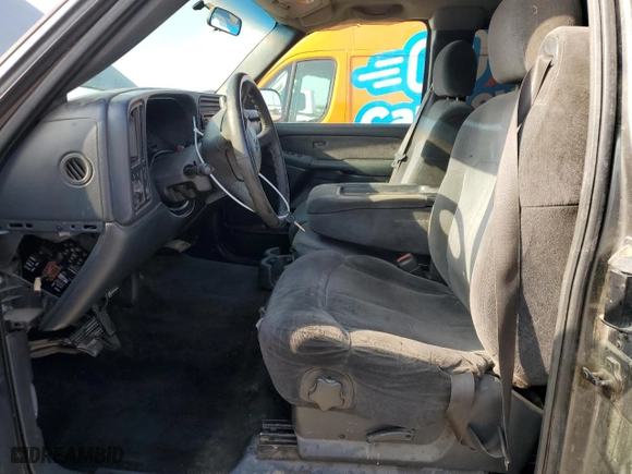 2001 Chevrolet Silverado 1500 LS with VIN 2GCEC19T611245018, listed as a Copart auction lot 82879514 with 0 mi miles and Salvage Title. Bid and sale history available at carsss.com. Image 7.