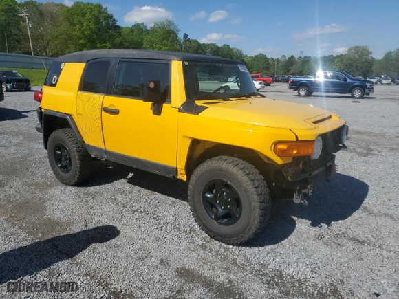 2007 Toyota FJ Cruiser with VIN JTEBU11F670072834, listed as a Copart auction lot 50380605 with 174,226 mi miles and Salvage Title. Bid and sale history available at carsss.com. Image 4.