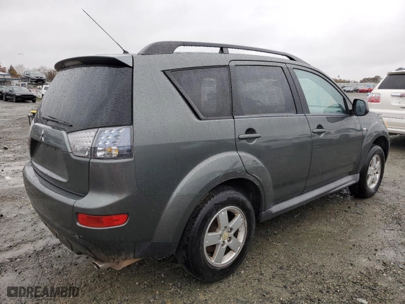 2009 Mitsubishi Outlander ES with VIN JA4LS21W79Z005009, listed as a Copart auction lot 84330364 with 179,971 mi miles and Clean Title. Bid and sale history available at carsss.com. Image 3.