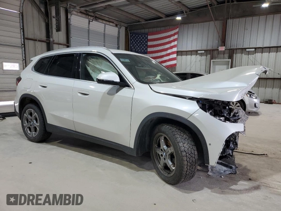 2023 BMW X1 xDrive28i with VIN WBX73EF00P5W26108, listed as a Copart auction lot 55637925 with Not provided miles and Clean title. Bid and sale history available at DreamBid. Image 4.