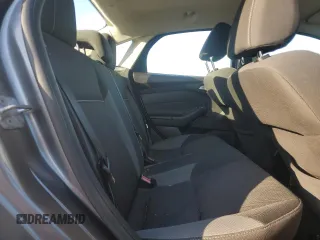 2014 Ford Focus SE with VIN 1FADP3F28EL228637, listed as a Copart auction lot 86216274 with 137,617 mi miles and Clean Title. Bid and sale history available at carsss.com. Image 10.