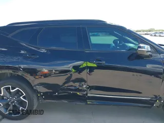 2022 Chevrolet Blazer RS z VIN 3GNKBERS3NS201645, wystawiony jako IAAI lot #42236399 z przebiegiem 24 218 mil mil oraz . Historia ofert i sprzedaży dostępna na DreamBid. Obrazek 13.