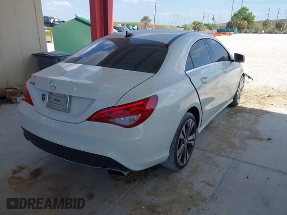 2016 Mercedes-Benz CLA 250 z VIN WDDSJ4EB6GN324399, wystawiony jako IAAI lot #42144858 z przebiegiem 100 019 mil mil oraz . Historia ofert i sprzedaży dostępna na DreamBid. Obrazek 4.