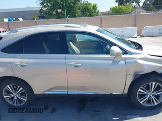 2013 Lexus RX 350 z VIN JTJBK1BA9D2450297, wystawiony jako IAAI lot #42349782 z przebiegiem 129 520 mil mil oraz . Historia ofert i sprzedaży dostępna na DreamBid. Obrazek 14.