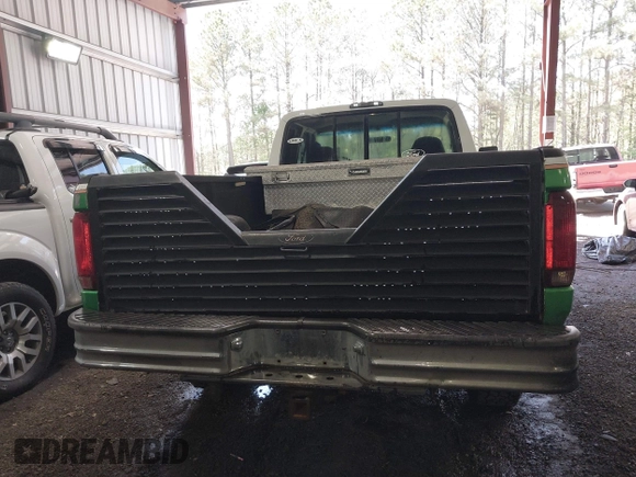 1997 Ford F-250 HD with VIN 1FTHX26F1VEB16291, listed as a IAAI auction lot 42046269 with 324,062 mi miles. Bid and sale history available at carsss.com. Image 16.