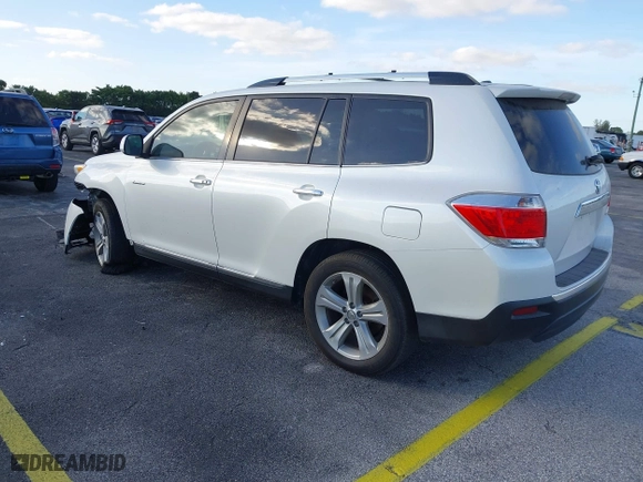 2012 Toyota Highlander Limited with VIN 5TDYK3EH3CS065911, listed as a IAAI auction lot 41031649 with 158,162 mi miles. Bid and sale history available at carsss.com. Image 3.