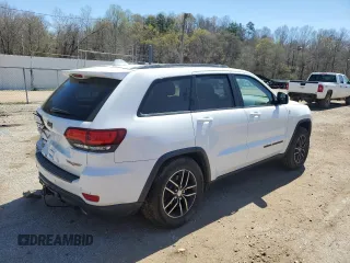 2018 Jeep Grand Cherokee Trailhawk with VIN 1C4RJFLG9JC274619, listed as a Copart auction lot 50354745 with 104,581 mi miles and Salvage title. Bid and sale history available at DreamBid. Image 3.