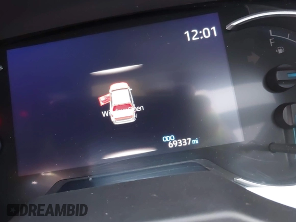 2021 Toyota RAV4 Hybrid XSE with VIN 4T3E6RFVXMU032368, listed as a IAAI auction lot 41358963 with 69,337 mi miles and . Bid and sale history available at DreamBid. Image 15.