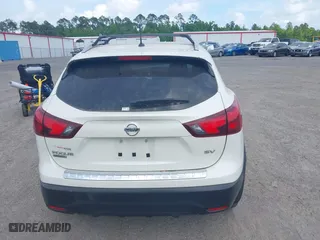 2017 Nissan Rogue Sport SV with VIN JN1BJ1CP4HW018940, listed as a IAAI auction lot 42127594 with 98,684 mi miles. Bid and sale history available at carsss.com. Image 15.