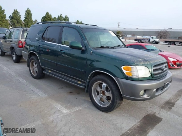2004 Toyota Sequoia SR5 with VIN 5TDZT34A84S225563, listed as a IAAI auction lot 41601550 with 213,959 mi miles. Bid and sale history available at carsss.com. Image 1.