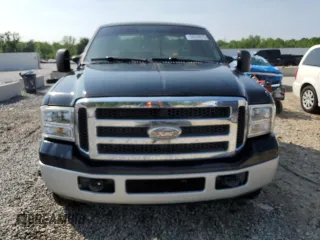 2005 Ford F-250 XL with VIN 1FTSX21P85EA80279, listed as a Copart auction lot 56636615 with 174,376 mi miles and Salvage title. Bid and sale history available at DreamBid. Image 5.