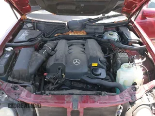 2001 Mercedes-Benz E 320 z VIN WDBJF65J31B357006, wystawiony jako IAAI lot #42428345 z przebiegiem 103 239 mil mil oraz . Historia ofert i sprzedaży dostępna na DreamBid. Obrazek 10.