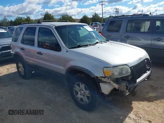 2006 Ford Escape XLT с VIN 1FMYU03176KB00200, выставлен на аукционе IAAI как лот 40928186 с пробегом 211 864 миль миль и . История ставок и продаж доступна на DreamBid. Изображение 1.