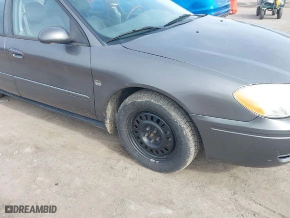 2004 Ford Taurus SEL with VIN 1FAFP56S24G139836, listed as a IAAI auction lot 41605443 with 195,778 mi miles. Bid and sale history available at carsss.com. Image 6.