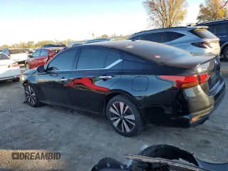 2020 Nissan Altima 2.5 SL with VIN 1N4BL4EVXLC129464, listed as a Copart auction lot 81594314 with 113,847 mi miles and Salvage Title. Bid and sale history available at carsss.com. Image 2.