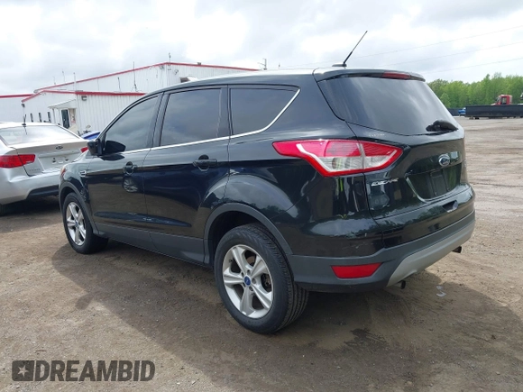 2013 Ford Escape SE with VIN 1FMCU0GX4DUC40277, listed as a IAAI auction lot 42201196 with 46,157 mi miles and . Bid and sale history available at carsss.com. Image 3.