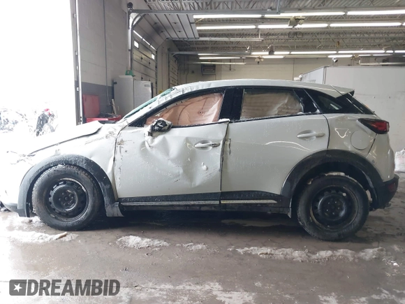 2019 Mazda CX-3 Grand Touring with VIN JM1DKFD70K0423511, listed as a IAAI auction lot 41231984 with 65,876 mi miles. Bid and sale history available at carsss.com. Image 14.