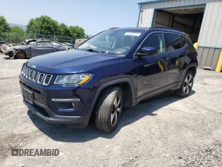 2019 Jeep Compass Latitude с VIN 3C4NJDBB4KT709884, выставлен на аукционе Copart как лот 62223815 с пробегом 53 828 миль миль и Списание • Salvage title. История ставок и продаж доступна на DreamBid. Изображение 1.