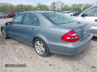 2005 Mercedes-Benz E-Class 3.2L CDI with VIN WDBUF26J75A556690, listed as a IAAI auction lot 40146146 with 1 mi miles. Bid and sale history available at carsss.com. Image 3.