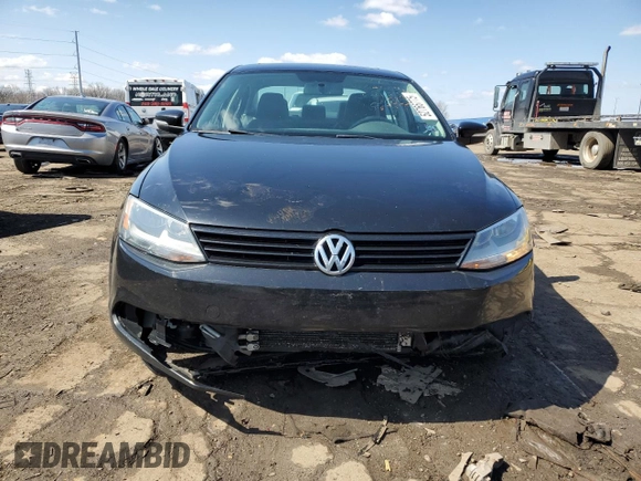 2012 Volkswagen Jetta SE with VIN 3VWDP7AJ4CM346564, listed as a Copart auction lot 52766775 with 157,384 mi miles and Salvage title. Bid and sale history available at DreamBid. Image 5.
