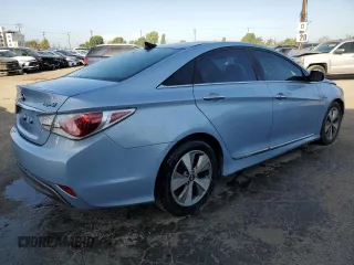 2012 Hyundai Sonata Hybrid with VIN KMHEC4A44CA024902, listed as a Copart auction lot 51710515 with 206,453 mi miles and Salvage Title. Bid and sale history available at DreamBid. Image 3.