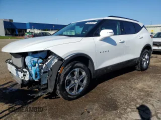2024 Chevrolet Blazer LT z VIN 3GNKBJR46RS195775, wystawiony jako Copart lot #71762014 z przebiegiem 11 131 mil mil oraz Nie do naprawy • Non repairable. Historia ofert i sprzedaży dostępna na DreamBid. Obrazek 1.