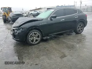 2017 Maserati Levante z VIN ZN661XUA0HX238614, wystawiony jako Copart lot #43611135 z przebiegiem 96 417 mil mil oraz Szkoda całkowita • Salvage title. Historia ofert i sprzedaży dostępna na DreamBid. Obrazek 11.
