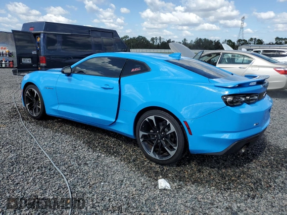 2022 Chevrolet Camaro 2LT with VIN 1G1FD1RX8N0125736, listed as a Copart auction lot 77250134 with 19,790 mi miles and Salvage Title. Bid and sale history available at carsss.com. Image 2.