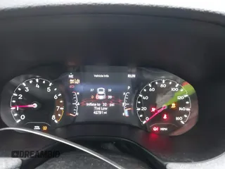 2022 Jeep Compass Latitude с VIN 3C4NJDBB5NT216798, выставлен на аукционе IAAI как лот 42042804 с пробегом 42 781 миль миль и . История ставок и продаж доступна на DreamBid. Изображение 15.