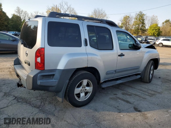 2005 Nissan Xterra SE z VIN 5N1AN08W55C613800, wystawiony jako Copart lot #75808284 z przebiegiem 135 127 mil mil oraz Szkoda całkowita • Salvage title. Historia ofert i sprzedaży dostępna na DreamBid. Obrazek 3.