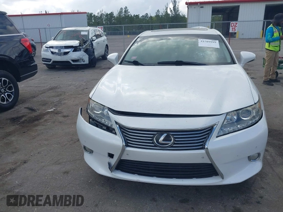 2014 Lexus ES 350 with VIN JTHBK1GG2E2092248, listed as a IAAI auction lot 41589999 with 170,808 mi miles. Bid and sale history available at carsss.com. Image 12.